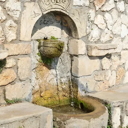 Eleftheria דירה *