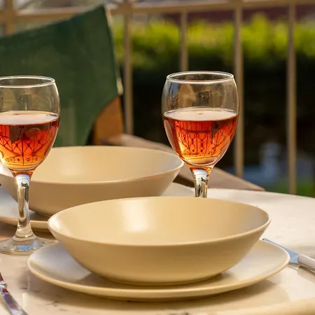 Eleftheria 公寓 Vlachata